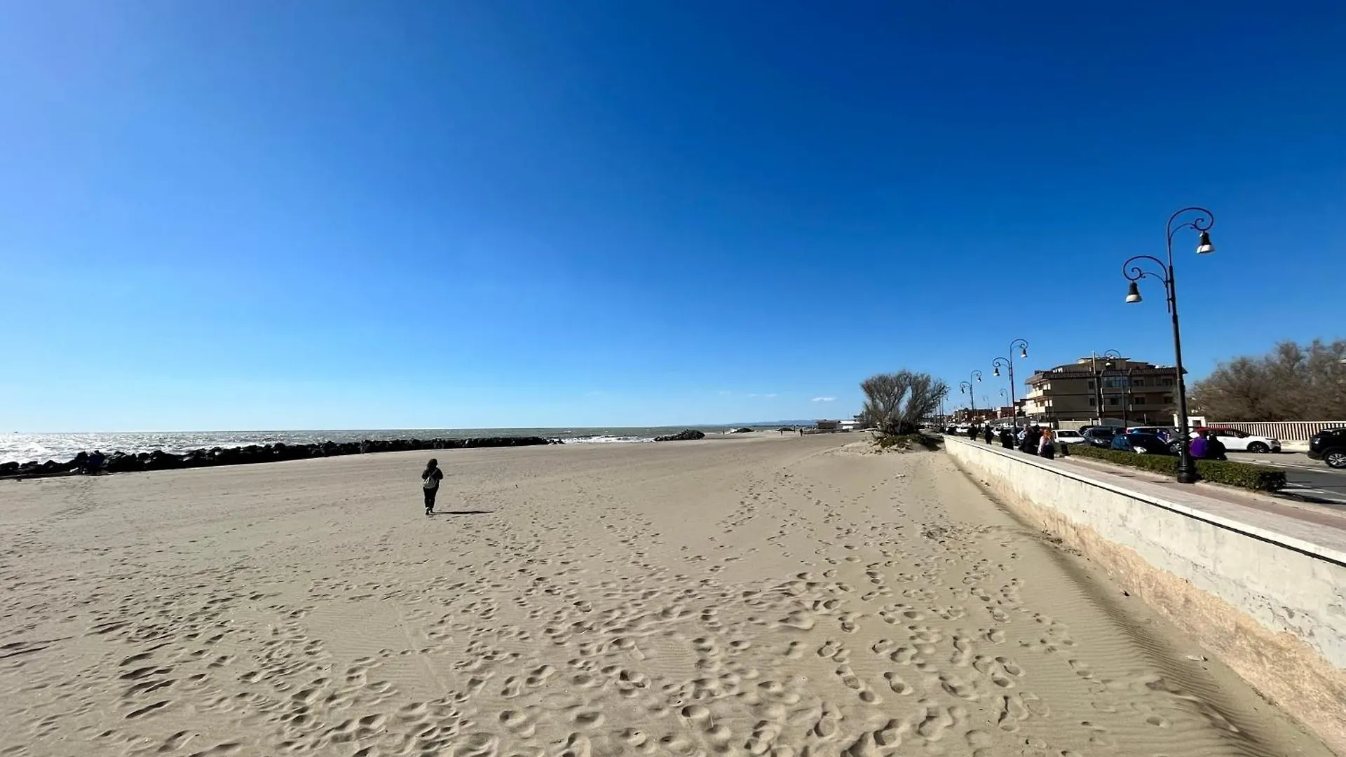 Alloggio Le Dune 77 Fiumicino Apartment